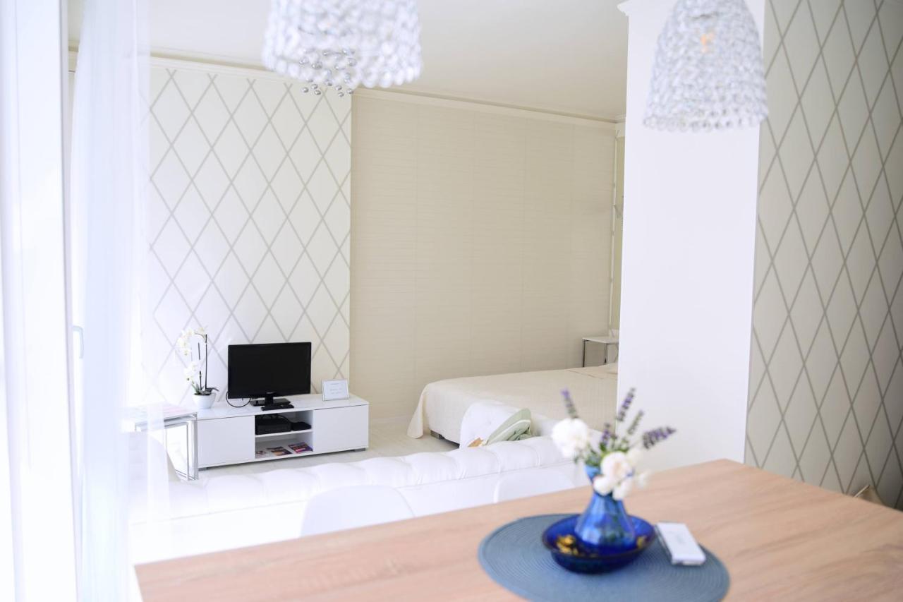 Cloe Apartman Szeged Bagian luar foto